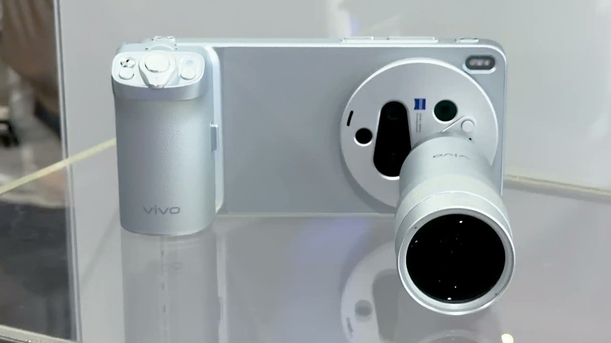📸 Is the Vivo X300 Ultra the new Camera King? With dual 200MP cameras ...