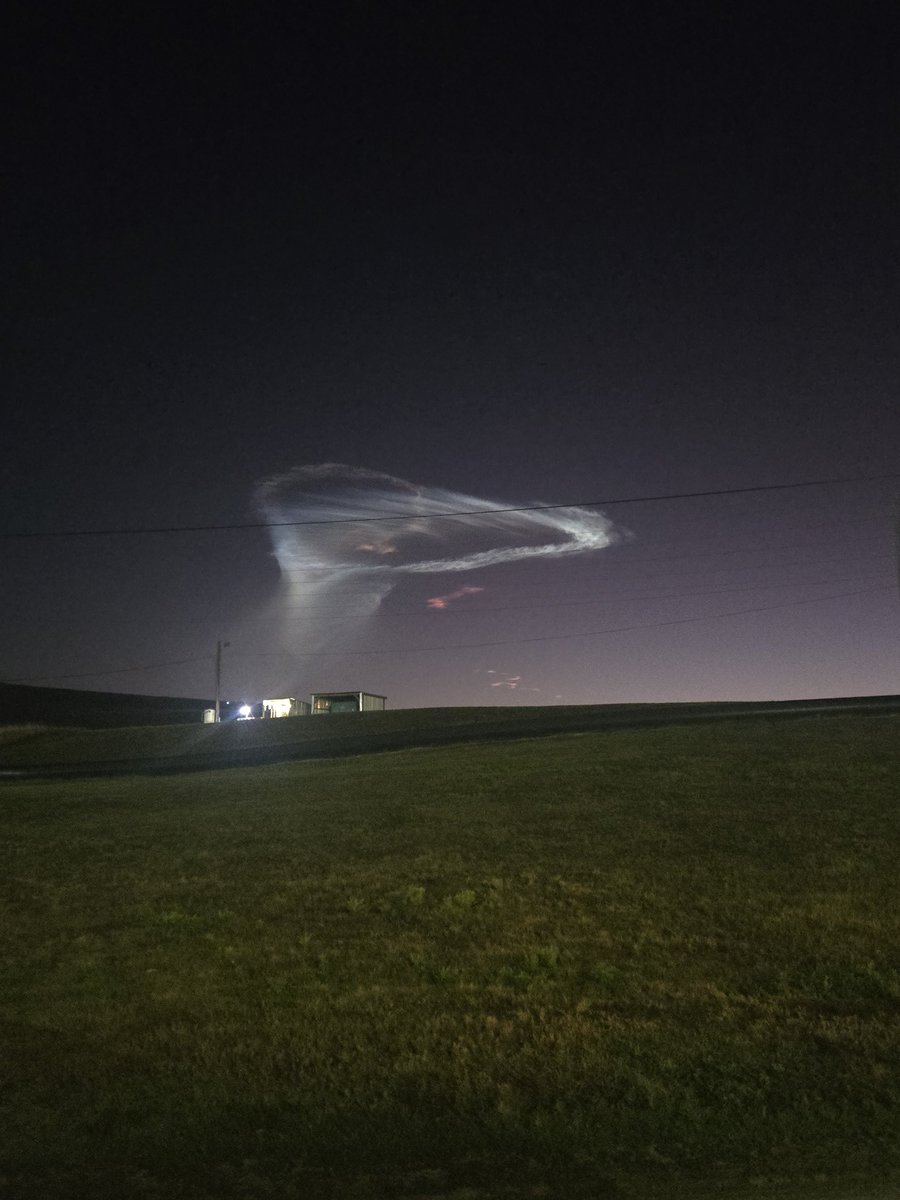 T_Ham26's tweet photo. @SpaceX @Starlink Views from work https://t.co/twjf6NuPmV