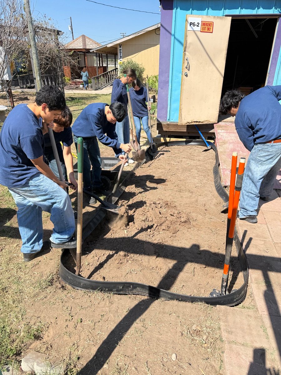 Daniel Galeana tweet media