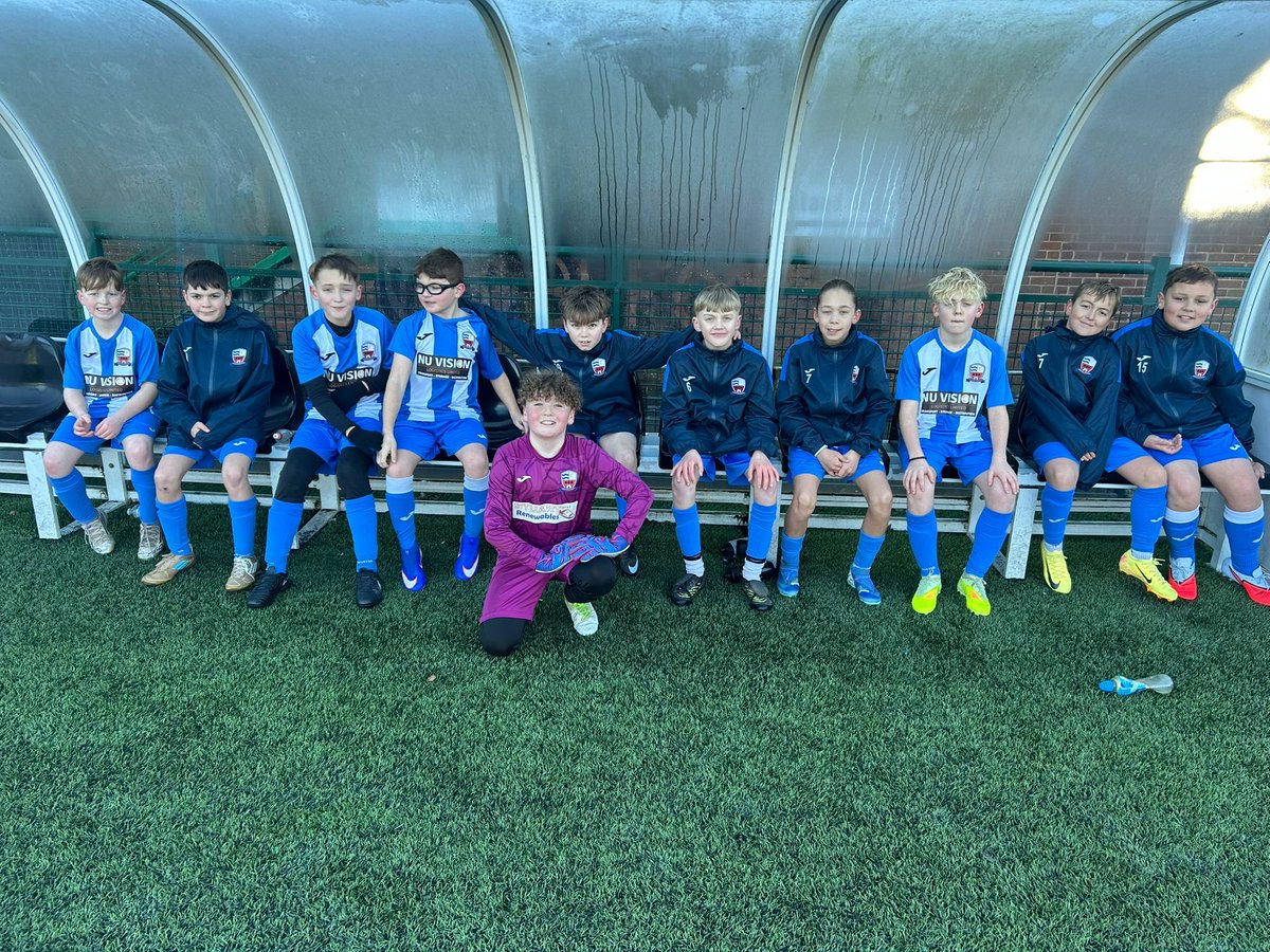 ⚽️💙 Back at the Oval for our under 11 Blues and a cracking win which saw 4 different goal scorers ⚽️ Players of the match went to Leo and Troy 🏆 Keep up the good work boys 💙