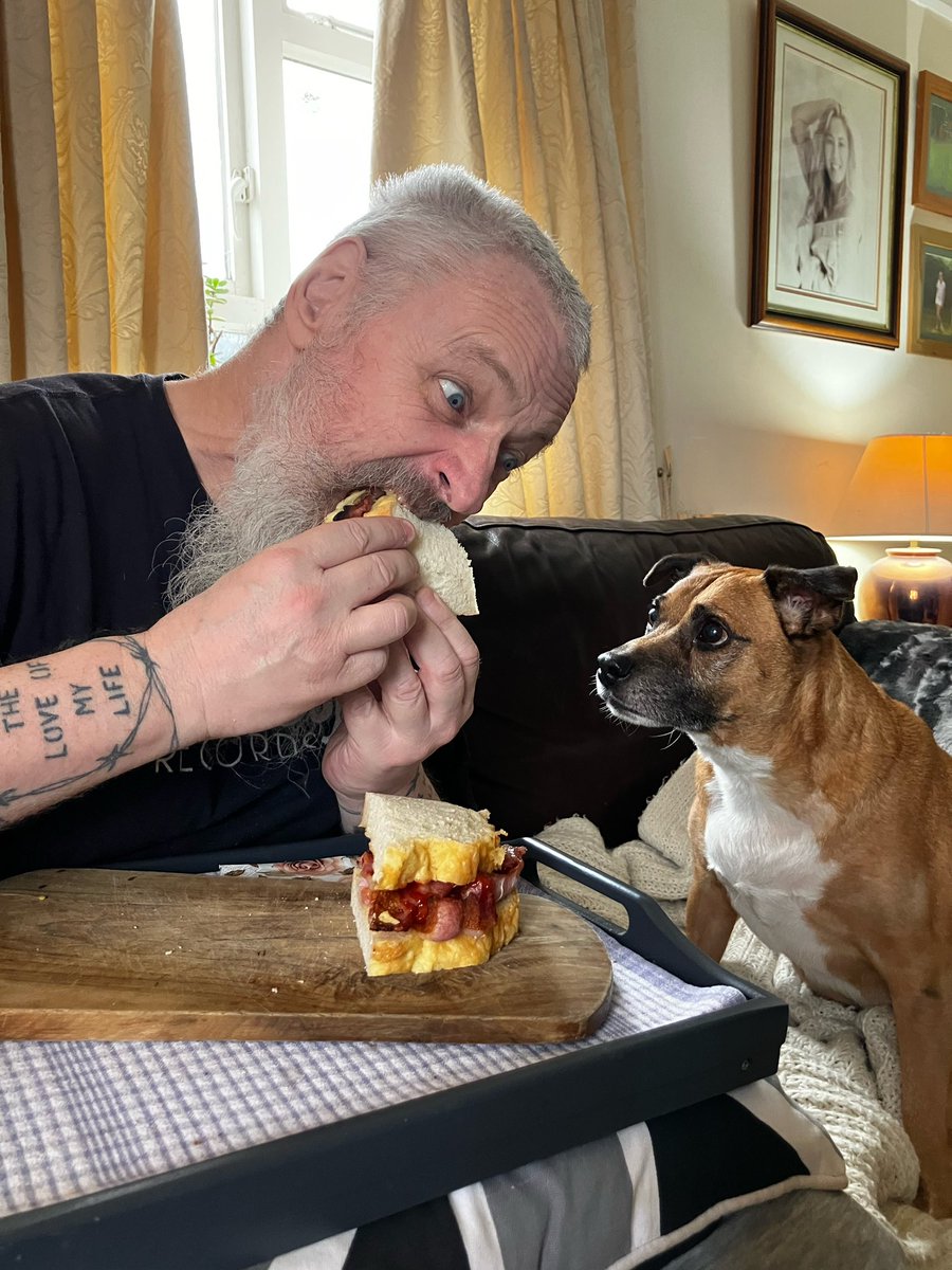 karen thompson tweet media