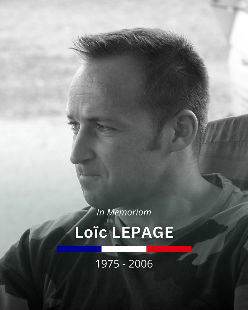 MarineNationale's tweet image. #InMemoriam | Maître principal Loïc Le Page
Le 4 mars 2006, le MP Loïc Le Page, chef de section du commando Trépel, tombait au combat en Afghanistan.  Décoré de la Médaille militaire et de la Croix de la Valeur militaire.  Une coursive du PHA Tonnerre porte son nom.
