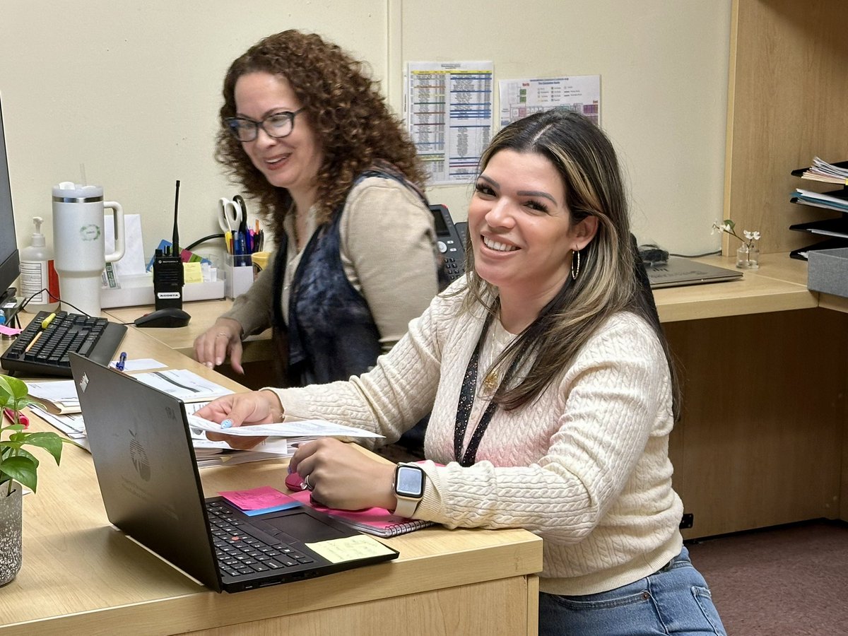 Armelle_Johnson's tweet photo. Happy Social Worker Week to our AMAZING School Social Worker, Monica Maria! Thank you for everything you do for the @MeadowbrookElem community. https://t.co/FmbHgGjC3Q