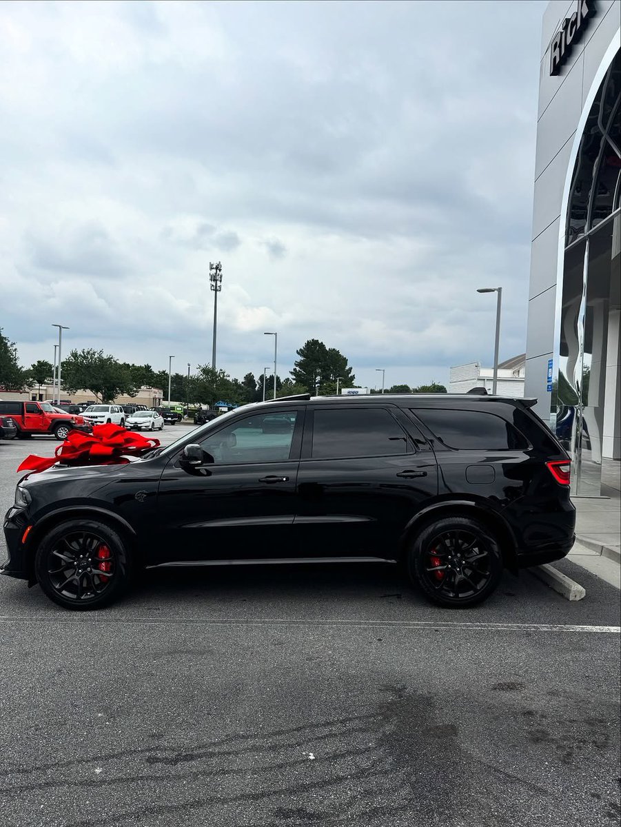 krobpicks's tweet photo. Consistency really pays off. After months of learning, staying disciplined and trusting the process in crypto, I finally bought my dream car. Big appreciation to @TradeWithKori for the real guidance. If you’re serious about crypto trading tap in with her. @TradeWithKori https://t.co/atDW8vHGD5