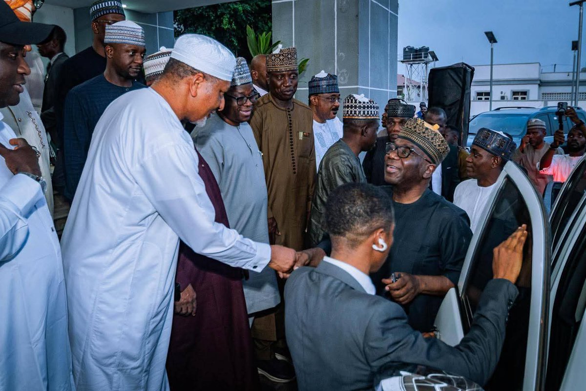 SenSadiqUmar's tweet photo. Yesterday, I joined His Excellency, Governor Abdulrahman Abdulrazaq, CON, for a memorable Iftar at the State Banquet Hall, alongside party leaders and stakeholders from across our state.

May this blessed month continue to bring peace, unity, and harmony to our communities and our nation.
