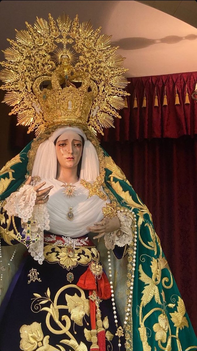 Ella, durante toda su vida, mantuvo "nueva", y plena, su Esperanza, porque la estrenaba cada día...