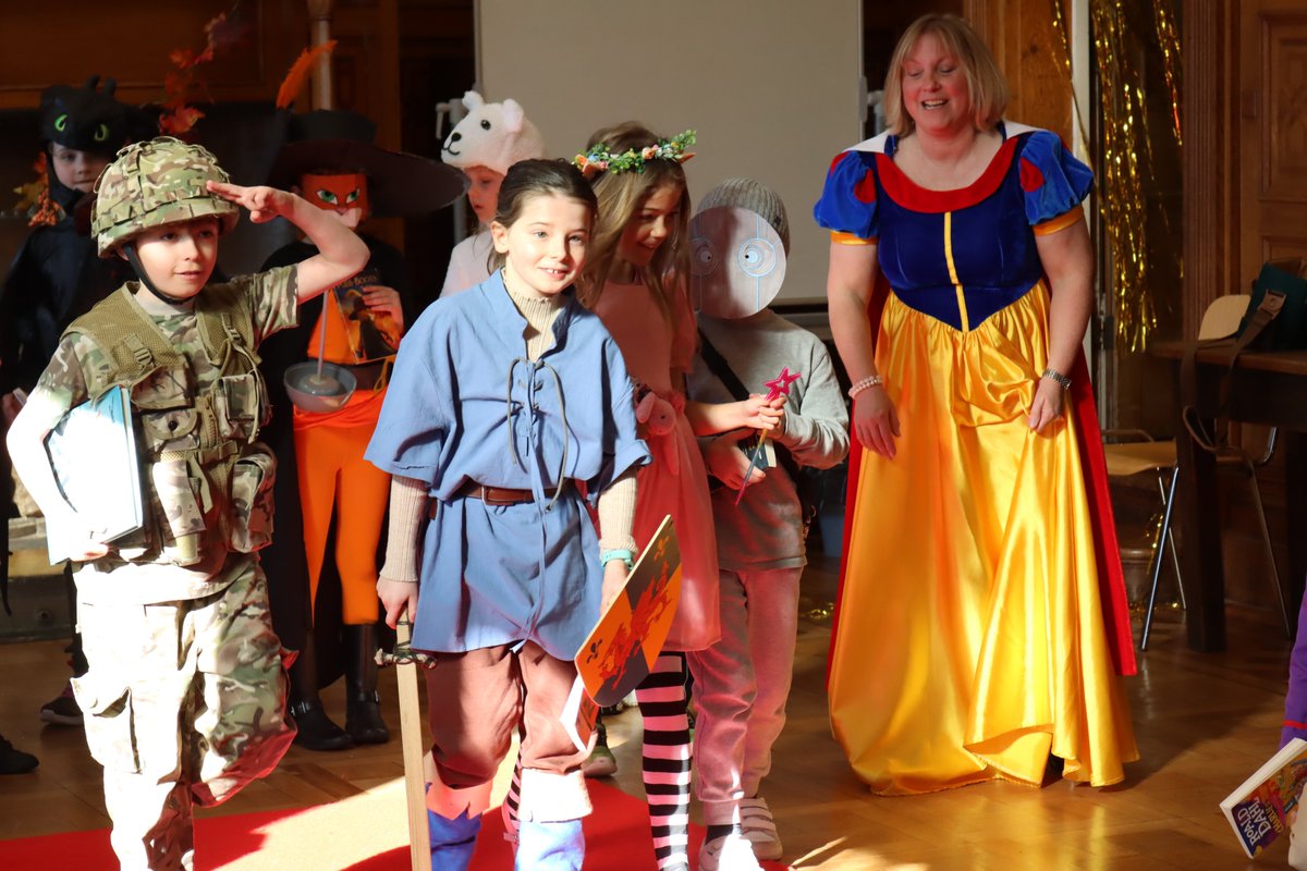 BallardSchool's tweet photo. The costumes are ready. The books are chosen.
And very soon, the catwalk awaits…
Tomorrow our pupils from Nursery to Year 7 and staff step into the roles of their favourite characters - we cannot wait.
#BallardParade #WorldBookDay2026 #WorldBookDayWeek #BallardReads https://t.co/t2GFB8VjTk