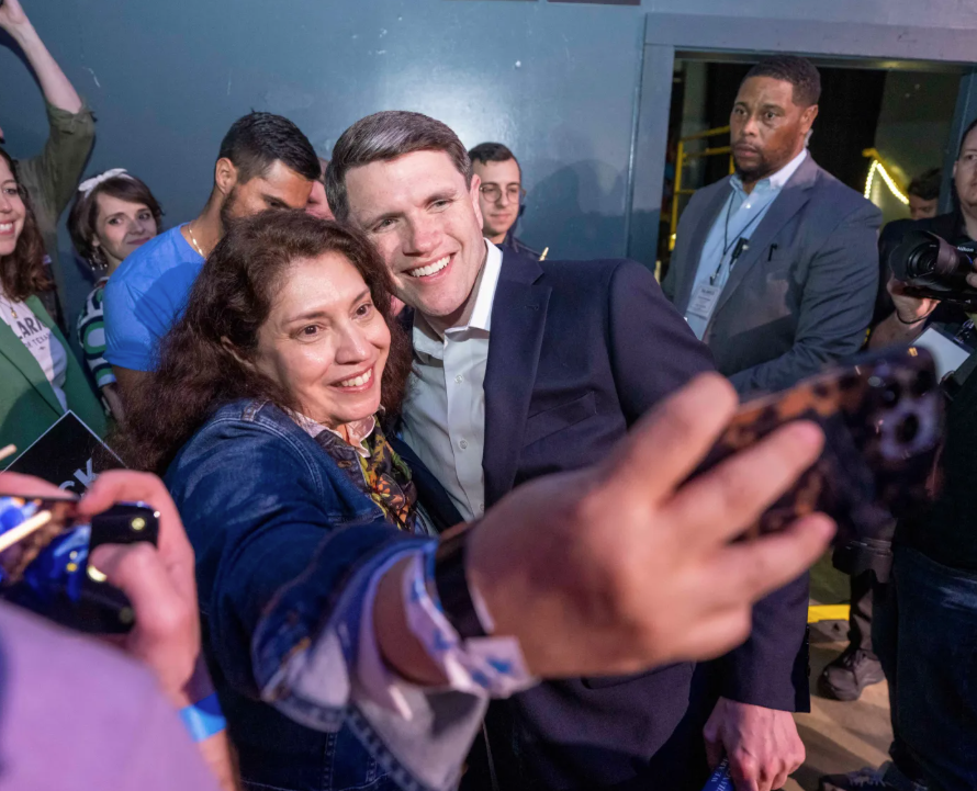 kwtx's tweet image. #TEXAS PRIMARY: State Rep. James Talarico defeated U.S. Rep. Jasmine Crockett in the Democratic primary for U.S. Senate, emerging victorious over the well-known congresswoman in #Texas’ most hotly contested #Democratic contest this century with a populist, “top-versus-bottom” mes