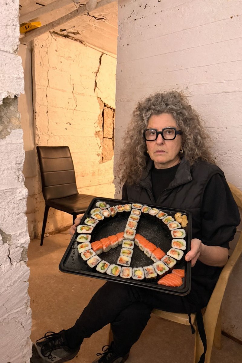 Hila Tov הילה טוב tweet media