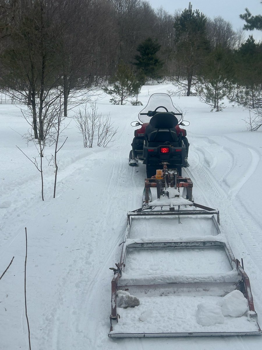 Larry Miller Retired tweet media