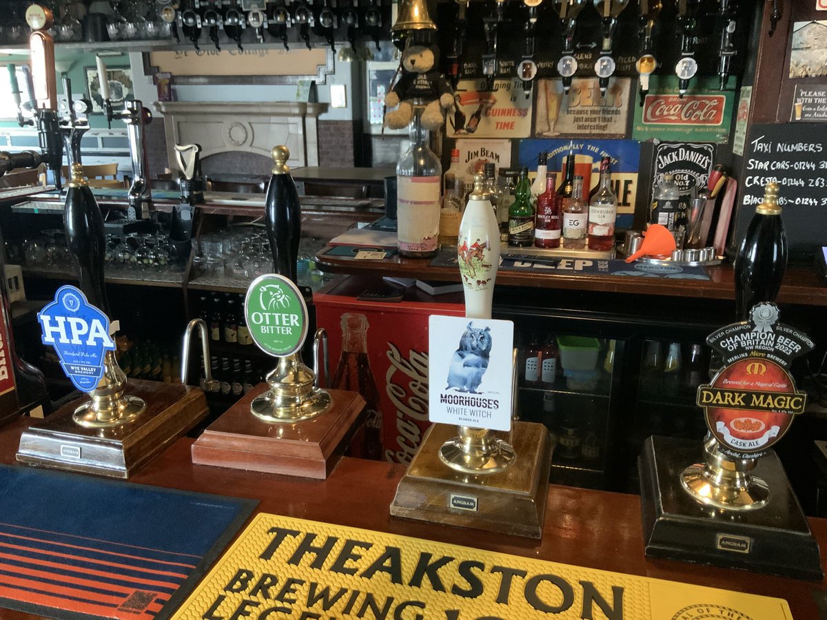 Olde cottage tweet media