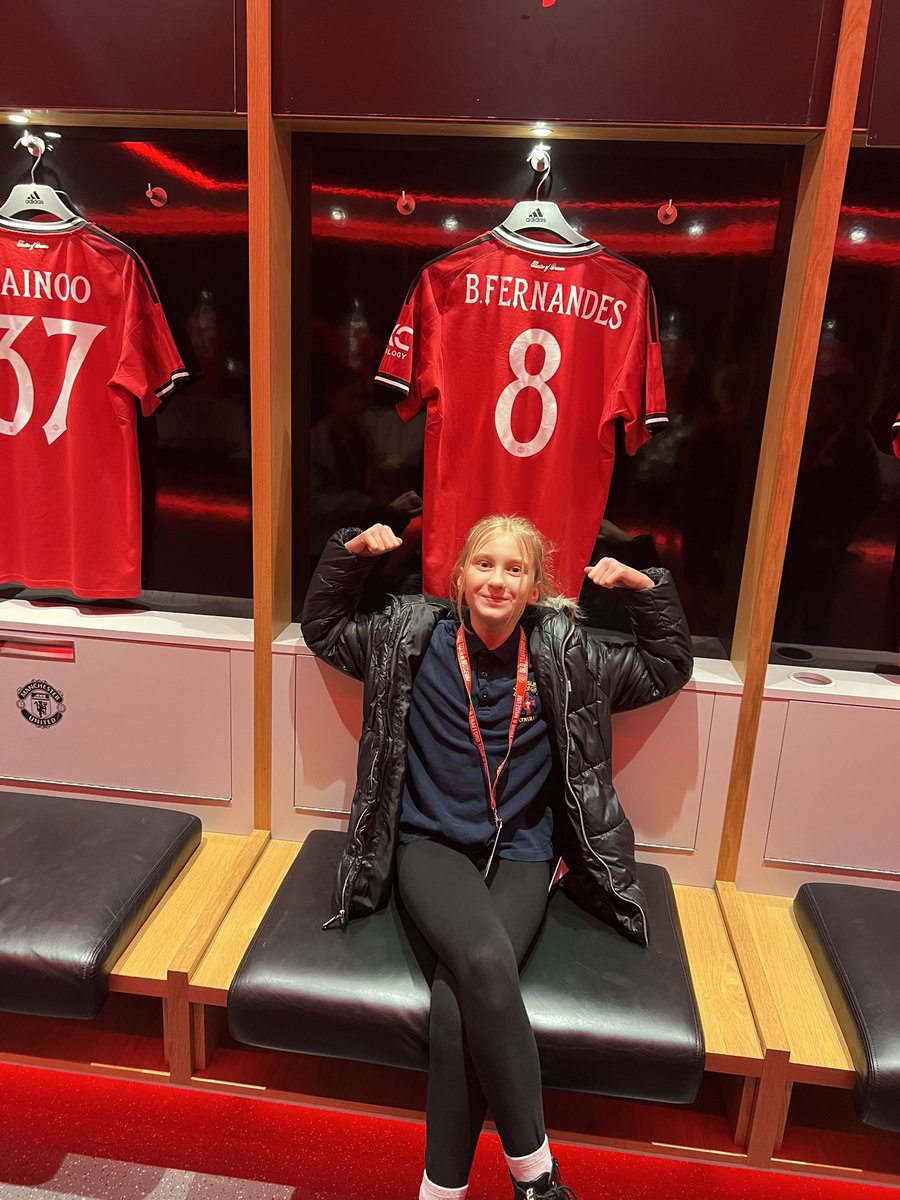 Miss Billington tweet media