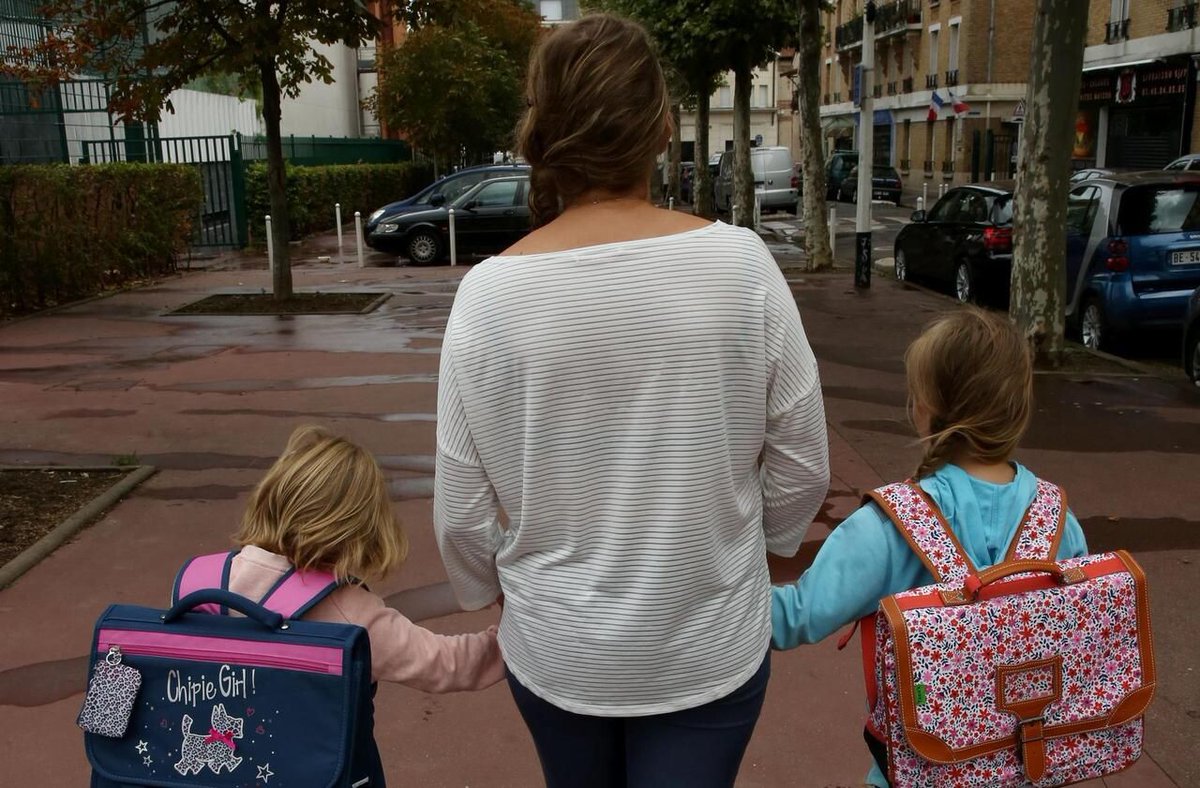 Le Parisien tweet media