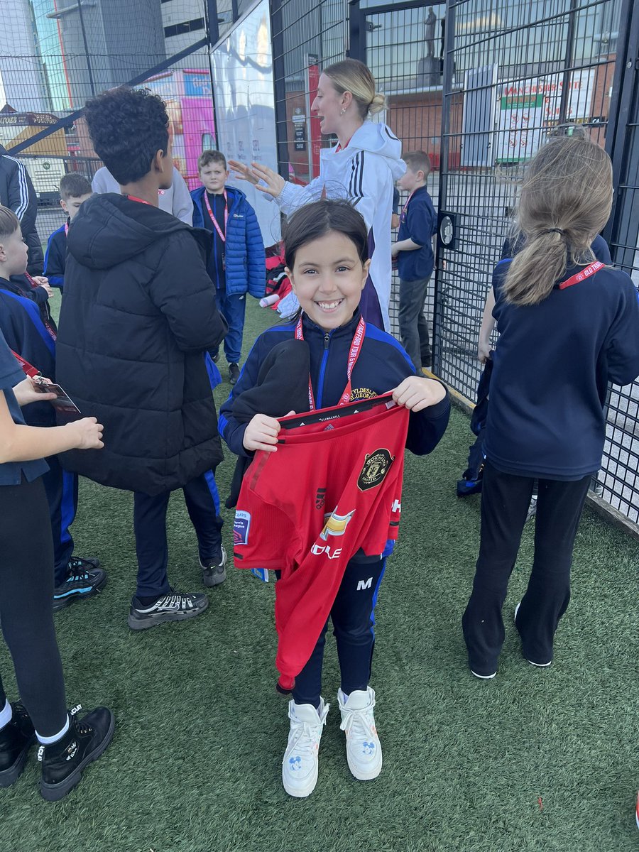 Miss Billington tweet media