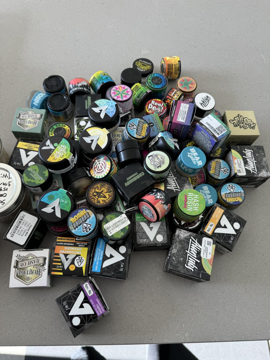 Free weed

Pick a number 1-1000 
5 winners get it all
Follow 
Repost