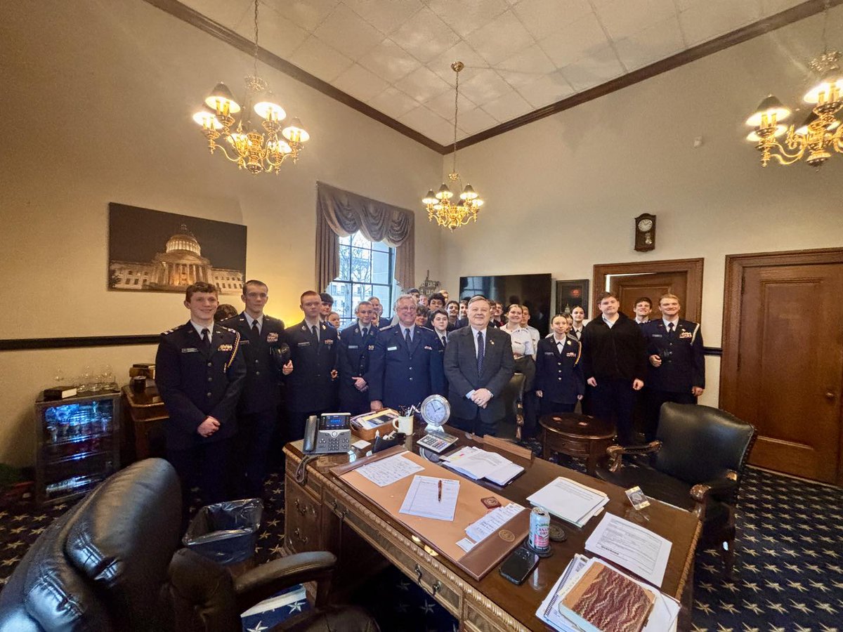 Auditor Mark A. Hunt tweet media