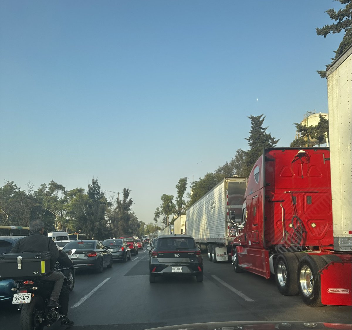 𝓜𝓪𝓻𝓽𝓲𝓷𝓮𝔃 𝓙. tweet media