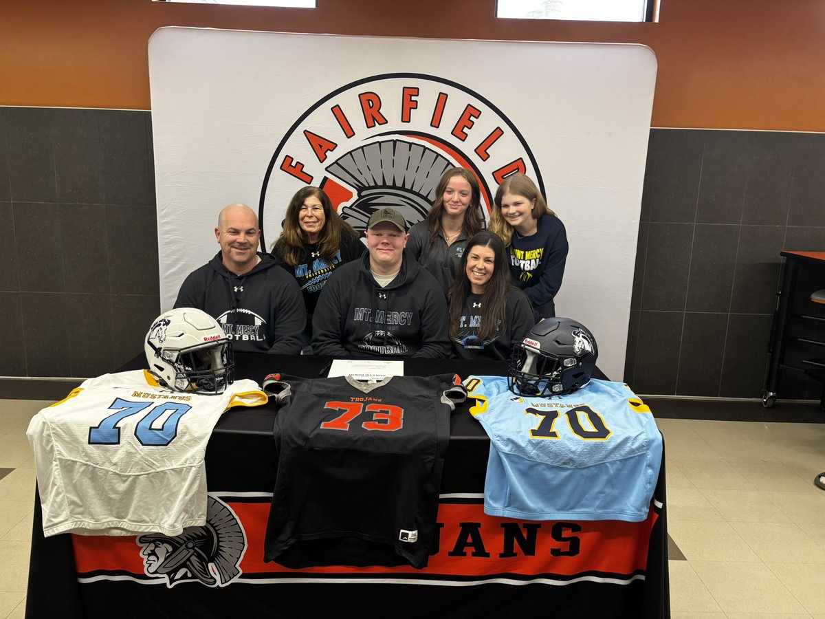 Colin Smith tweet media