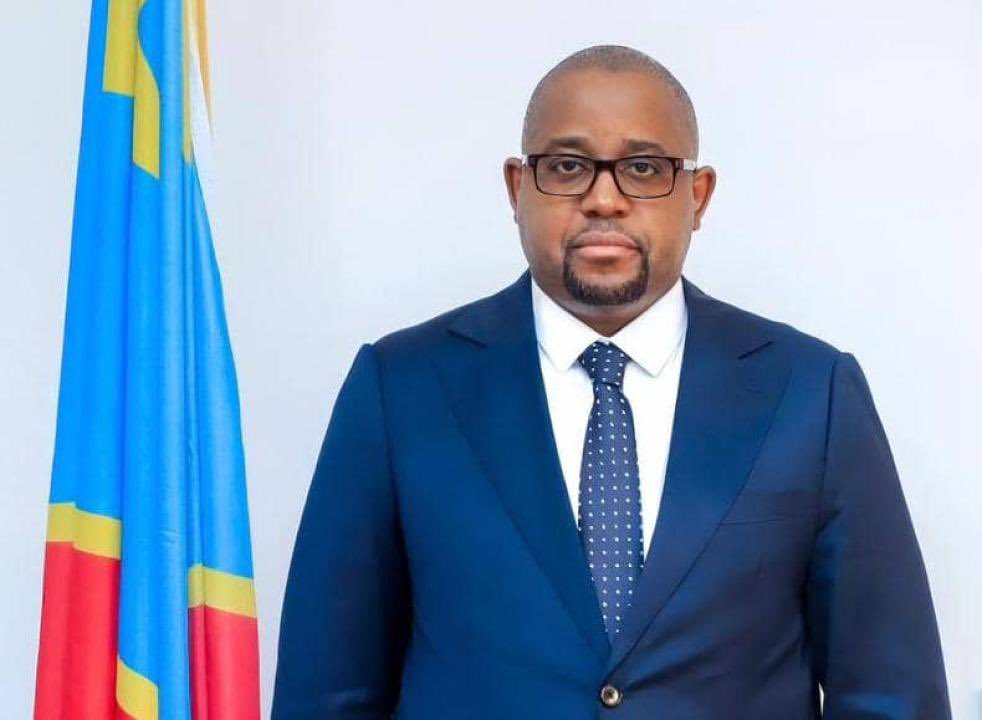 #RDC 🇨🇩: fact-check sur l’embauche de conseillers étrangers par le ministère de l’Intégration régionale

Des publications relayées sur les réseaux sociaux accusent le ministre de l’Intégration régionale de la République démocratique du Congo, Floribert Anzuluni Isiloketshi,