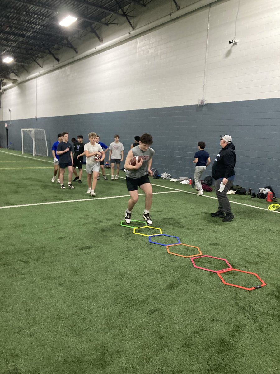 Hollis Brookline Football tweet media