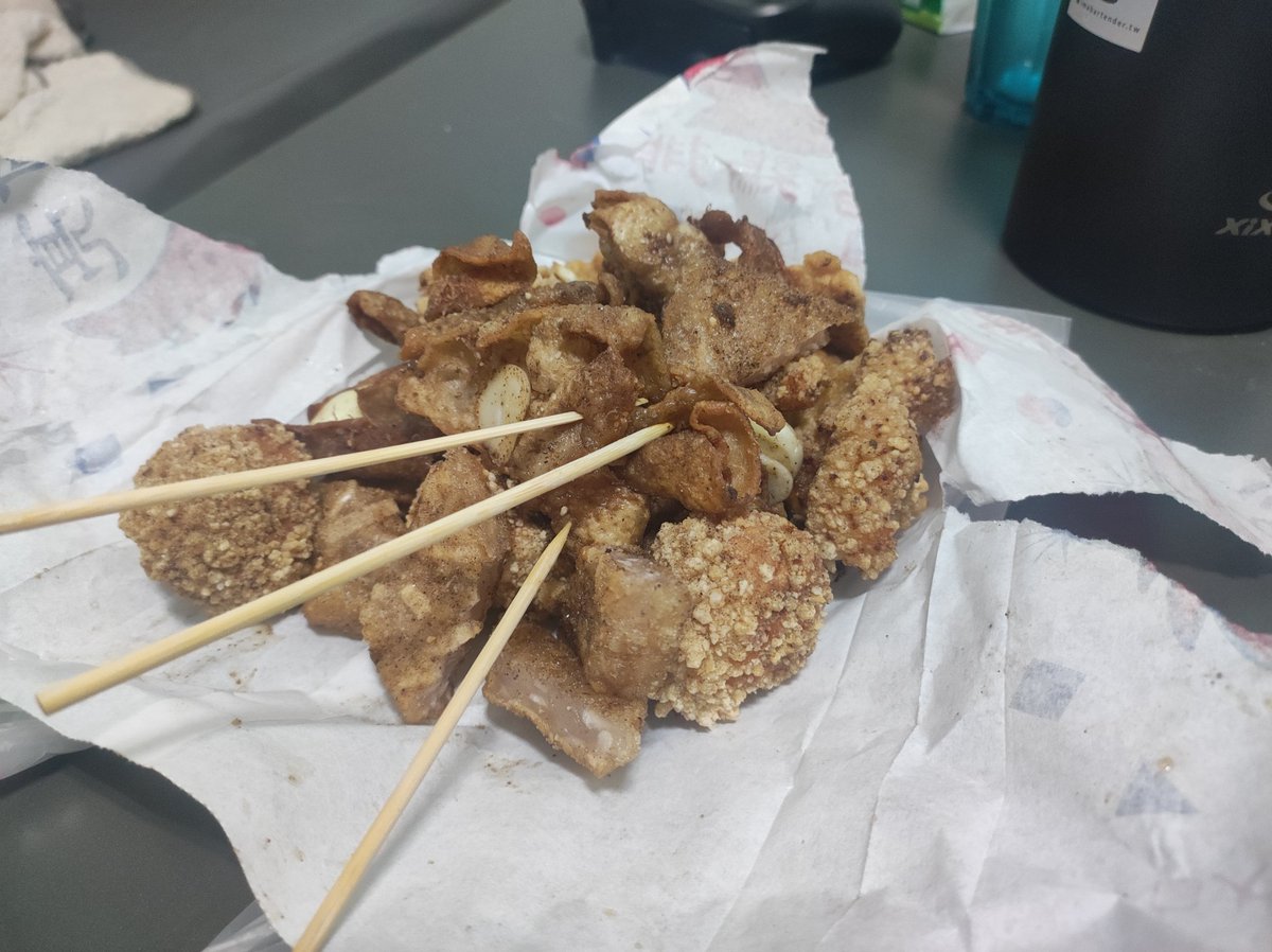 奇/C4鑫鑫腸 tweet media