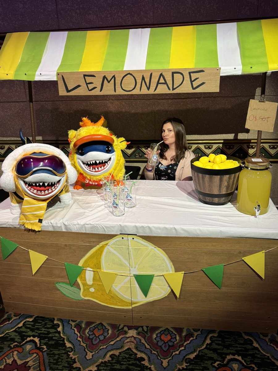 Cassandra Lee Morris tweet media