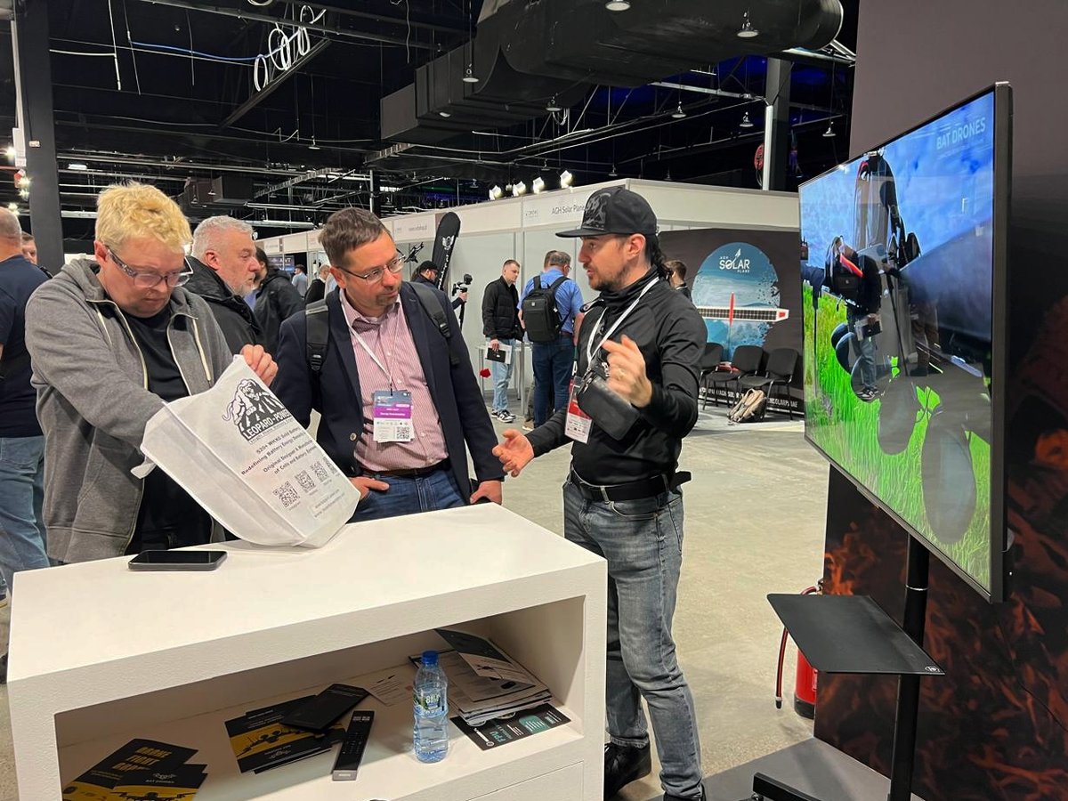 Ukrainian Fight Drone Simulator tweet media