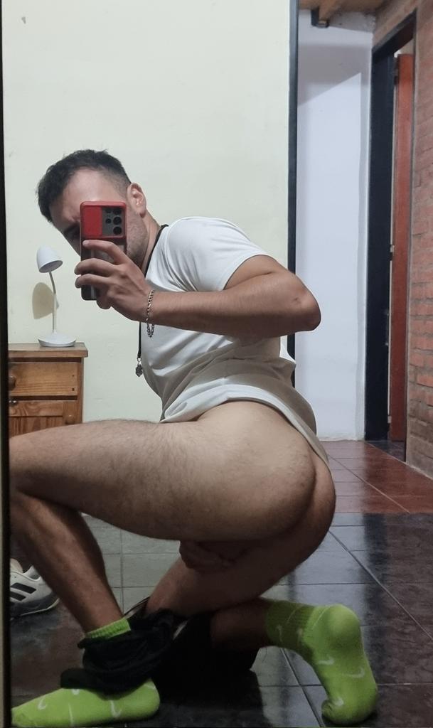 Leo ಠ_ಠ tweet media