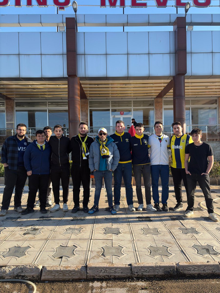 GÖLGEN GİBİ ADIM ADIM 

Çukurova UNIGFB olarak FENERBAHÇE'MİZİ gaziantep fk müsabakasında yalnız bırakmamak için deplasman yolundayız.