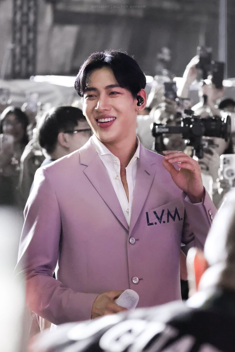 _Gotlight tweet media