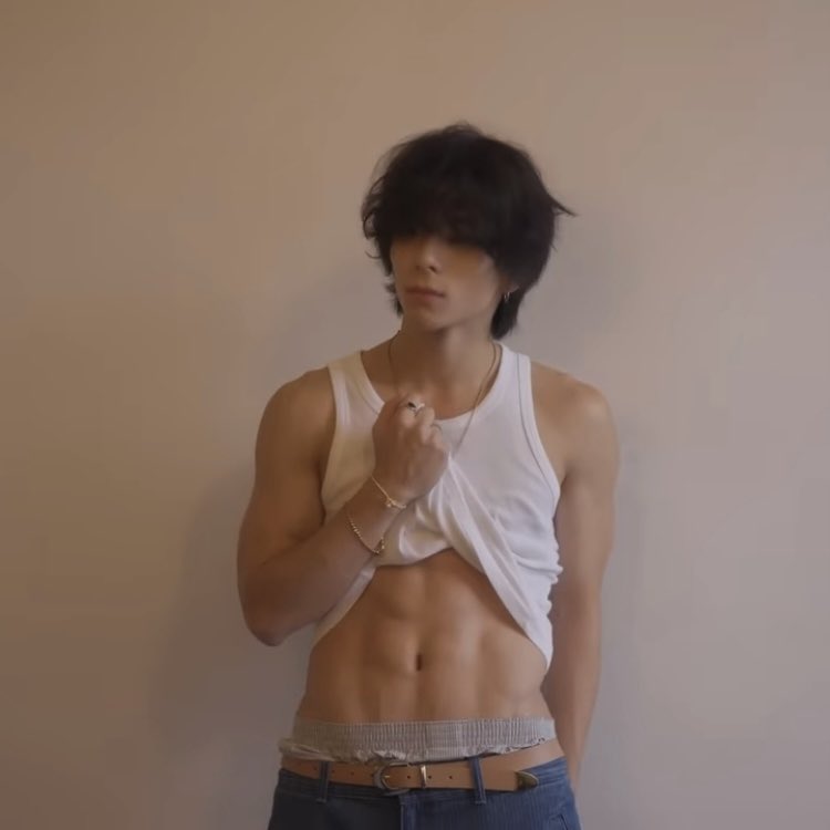 JAPANESE HOT MUSCLES tweet media