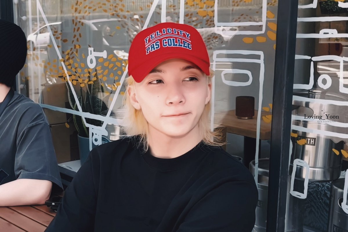 Loving_Yoon tweet media
