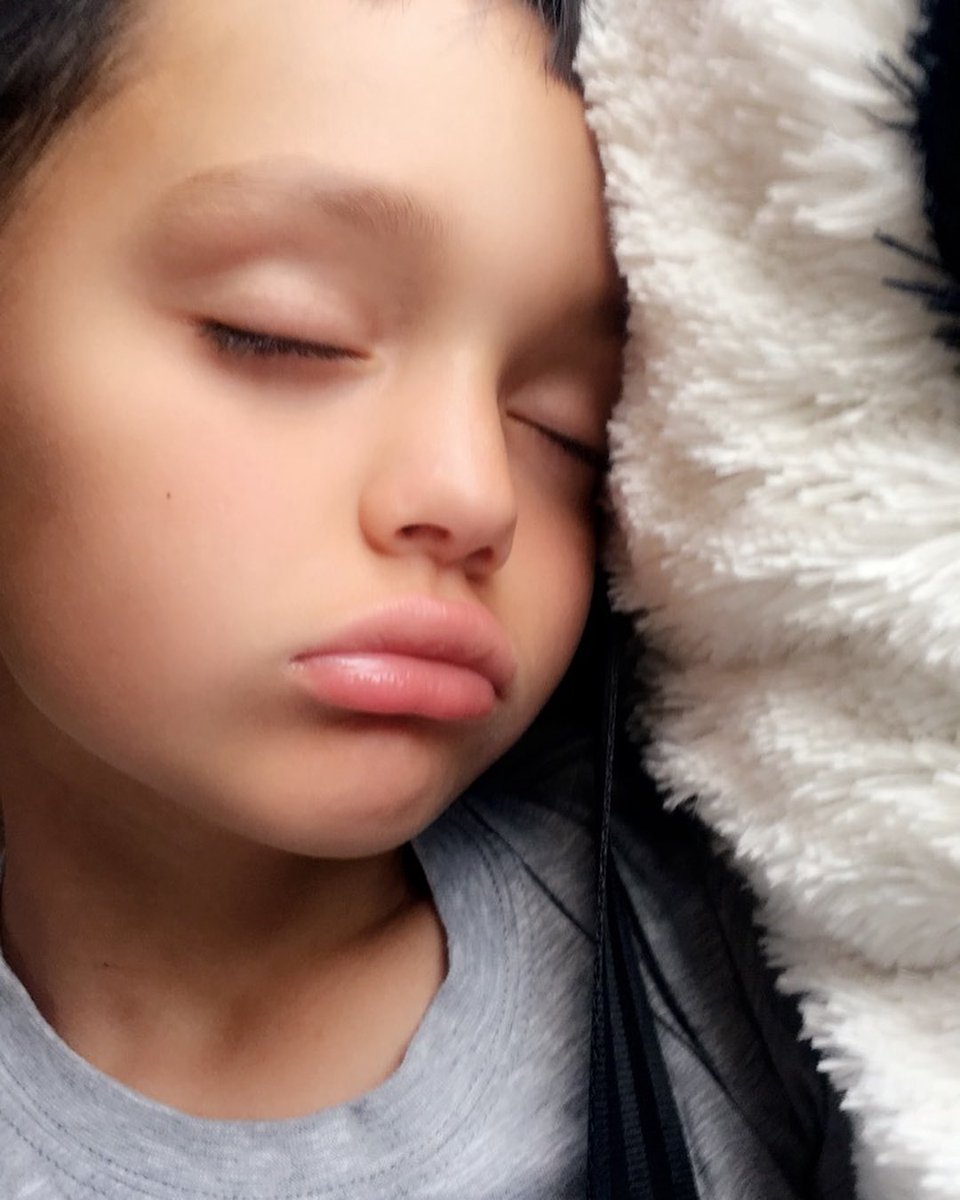 Crypyogaprinces's tweet photo. Red-eyed from the red-eye shift, but this sleepy face just fixed everything 🖤✈️. Survived the night skies, landed straight into the softest landing ever 😘  
Baby 1 – exhaustion 0 💤 #CabinToCuddles https://t.co/6Ds9fQudrO