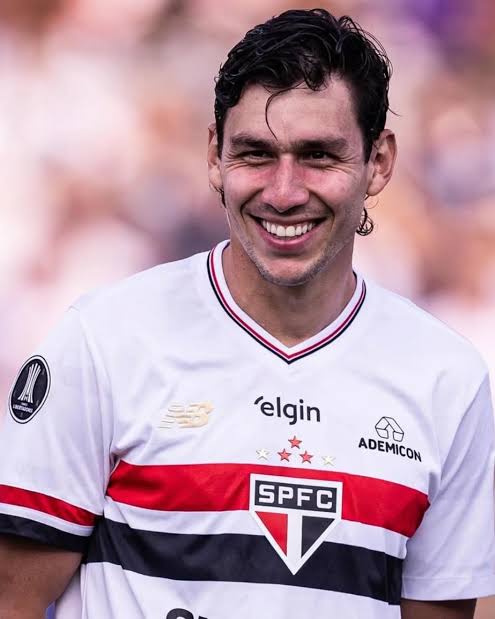 Botafogo encaminha contratação de Ferraresi por empréstimo até o fim do ano. Glorioso assume os salários do venezuelano, que era antigo algo da diretoria neste início de temporada. Dessa vez tudo avançou.  Só falta assinar!