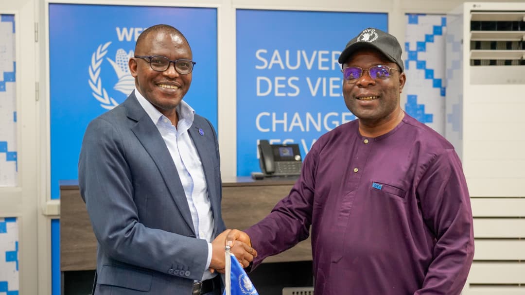 OIMNiger's tweet photo. L’@OIMNiger et le @WFP_Niger ont signé un Mémorandum d’Entente visant à renforcer leur coopération et à améliorer l’efficacité de la réponse humanitaire au profit des populations vulnérables. https://t.co/0DNmMX36G8
