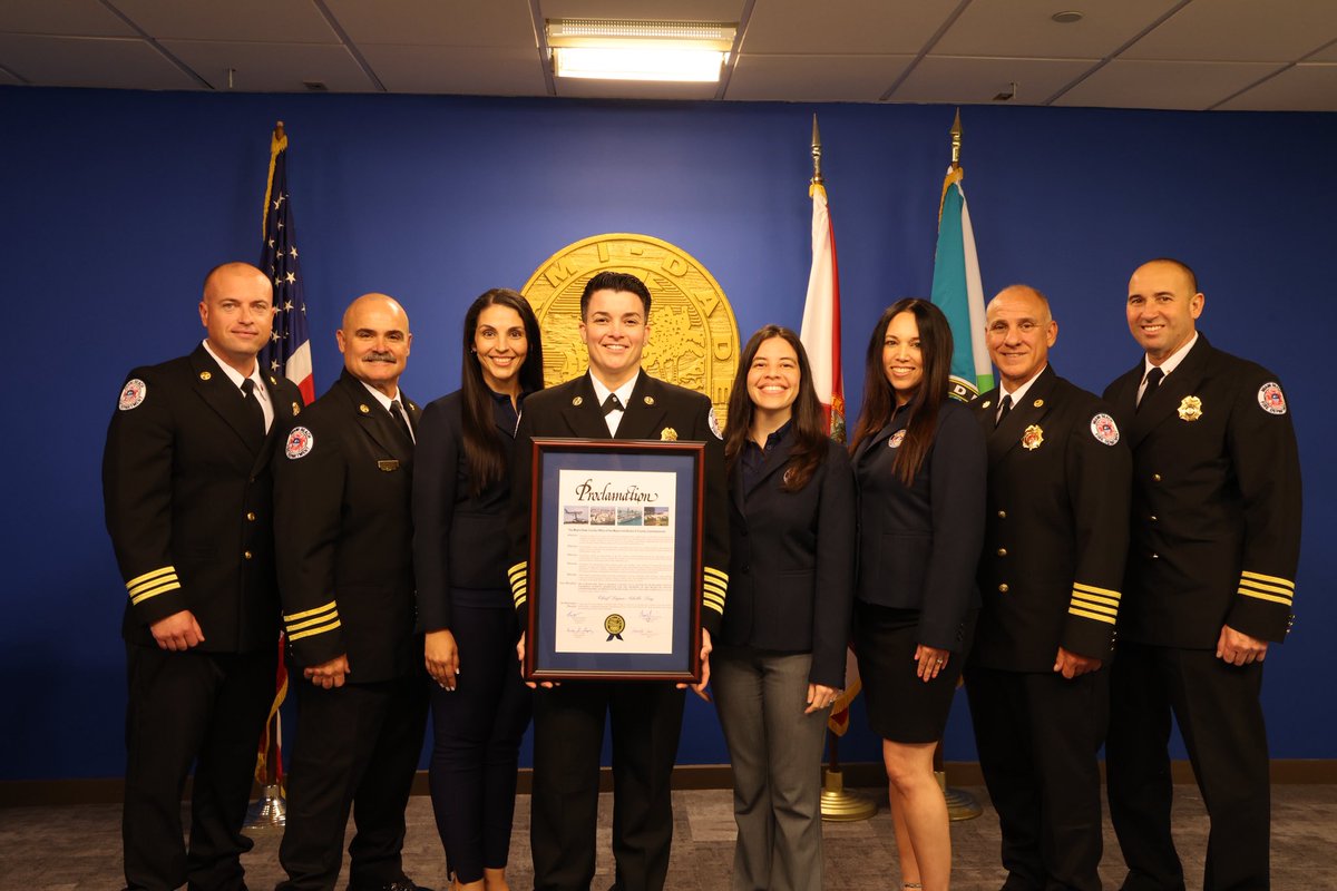 Miami Beach Fire tweet media