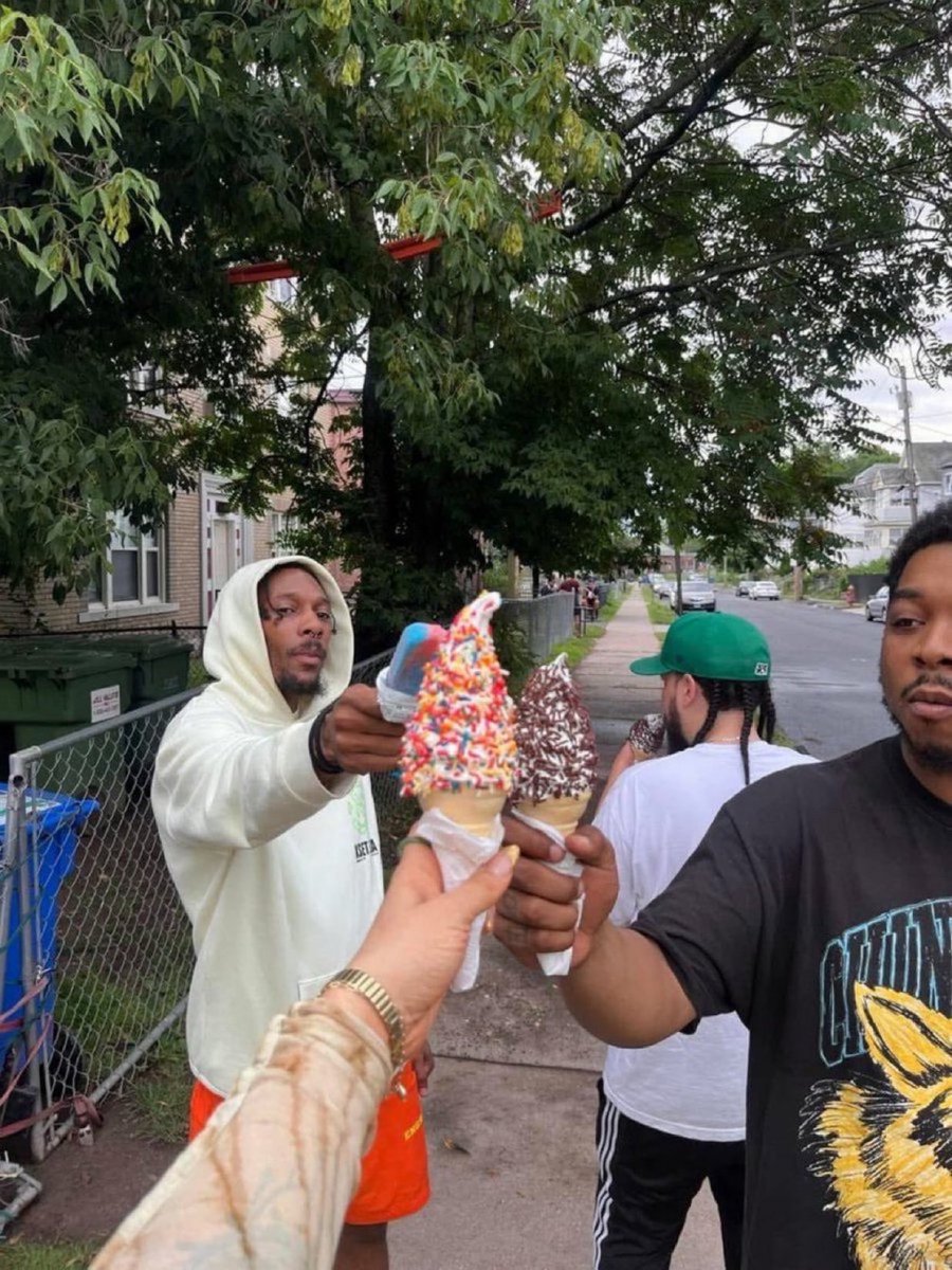 Flicky0ps's tweet photo. don’t invite me out to the function unless this is the vibe https://t.co/0KE7eJCXRI