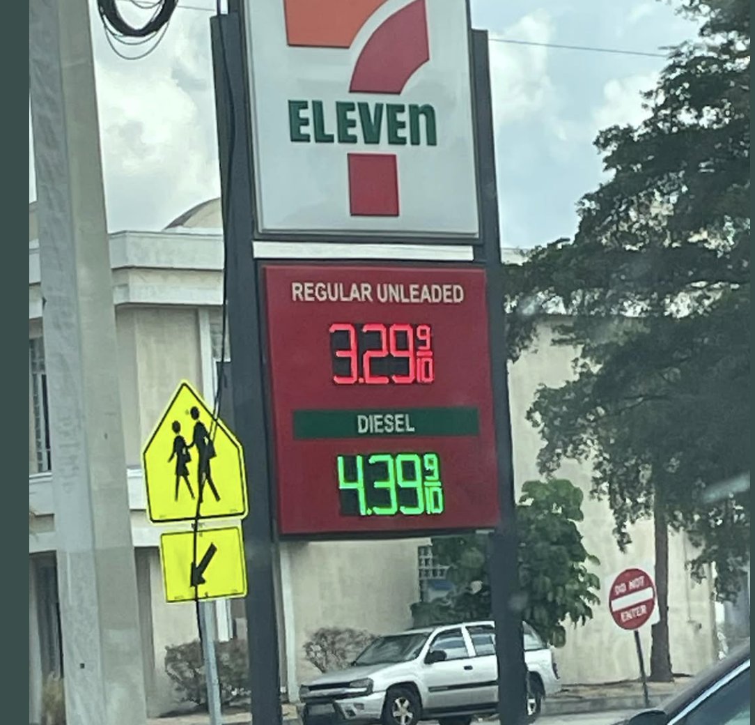 Brian Krassenstein tweet media