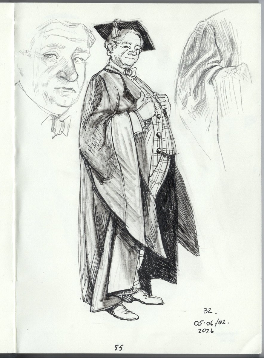 GlassZooye's tweet photo. My sketches of #Horace_Slughorn 
Few times ago I started doing sketches based on #Wizarding_world. I try both pencil and acrilic markers. 
#pencil_drawing #acrilic_marker #traditional_art #everydayidraw #onepage_oneday https://t.co/BP0JLUkxhp