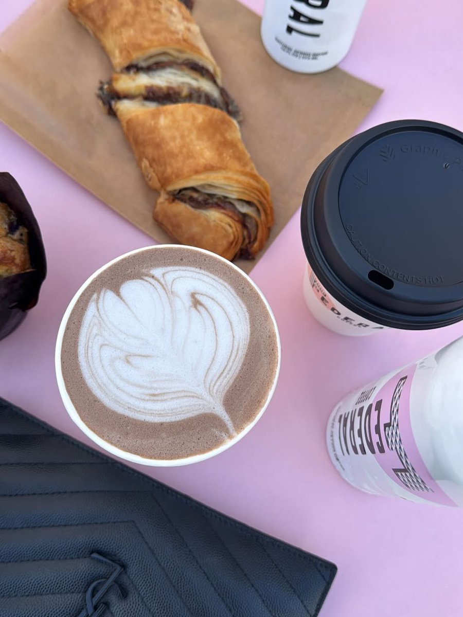 BCLONA's tweet photo. Federal Coffee was a sure hit today ☕️🥐 #MyDayInLA https://t.co/uhWUSvbzEd