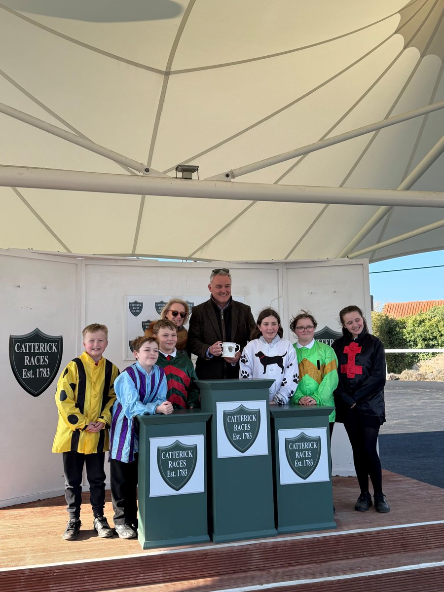 Catterick Racecourse tweet media