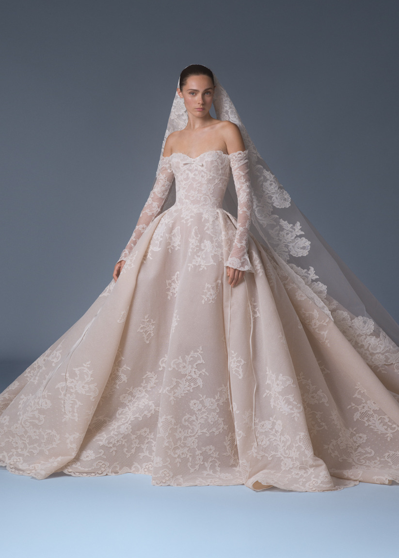 FashionweekNYC's tweet photo. Paolo Sebastian 'Forget Me Not' Couture Spring 2026 Collection https://t.co/19Qf7wctaN