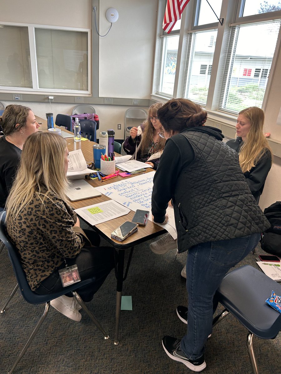 Jen Minor tweet media