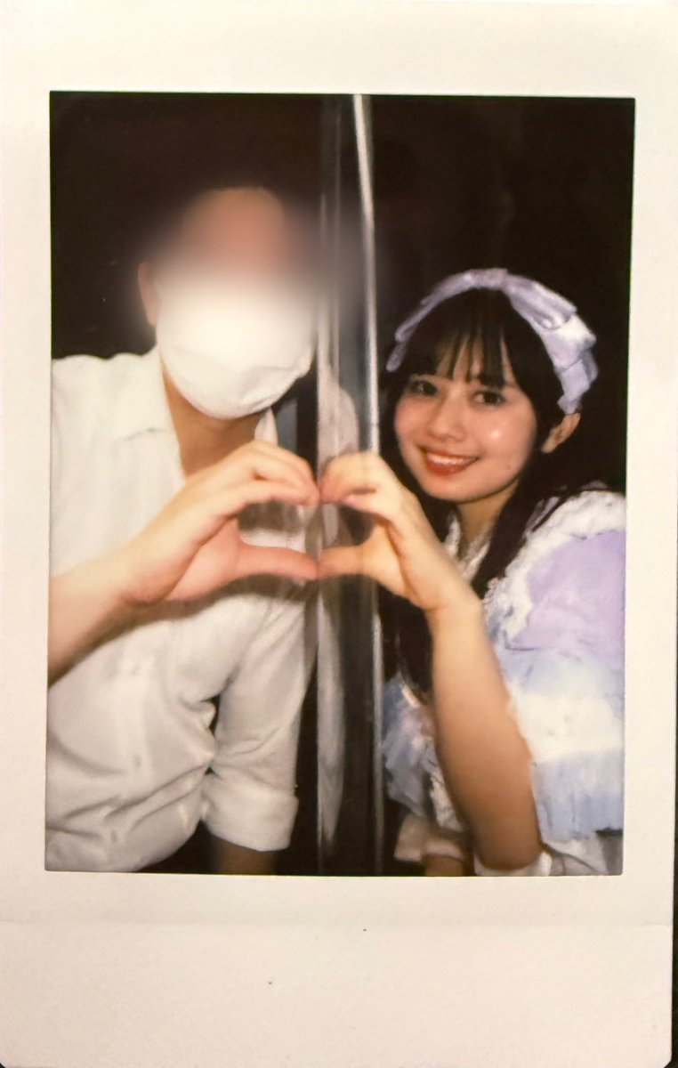 さえちゃんとそんなチェキ撮ったことないけど、本名言われたのびっくり