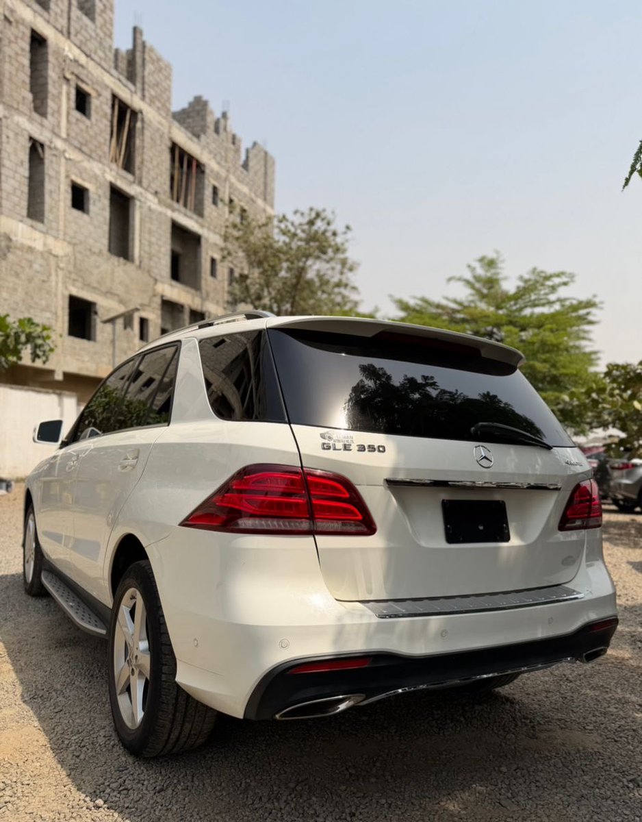 carsultanltd's tweet photo. MINT FOREIGN USED 2019 MERCEDES BENZ GLE350 4MATIC WITH KEYLESS, BUCKET FRONT SEATS, REAR VIEW CAMERA, INFOTAINMENT, POWER BOOT, GENUINE DUTY📜…N34.5m
#gle350 #mercedes #carsultan https://t.co/ZnTnIhBd92