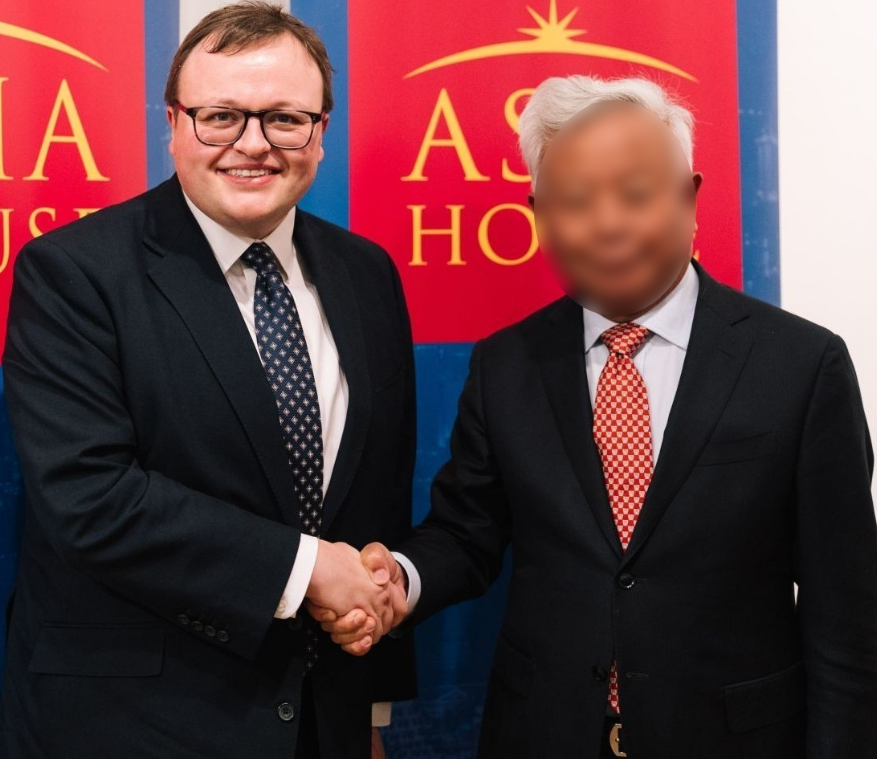 Richard Holmes 🕵🏻‍♂️ tweet media