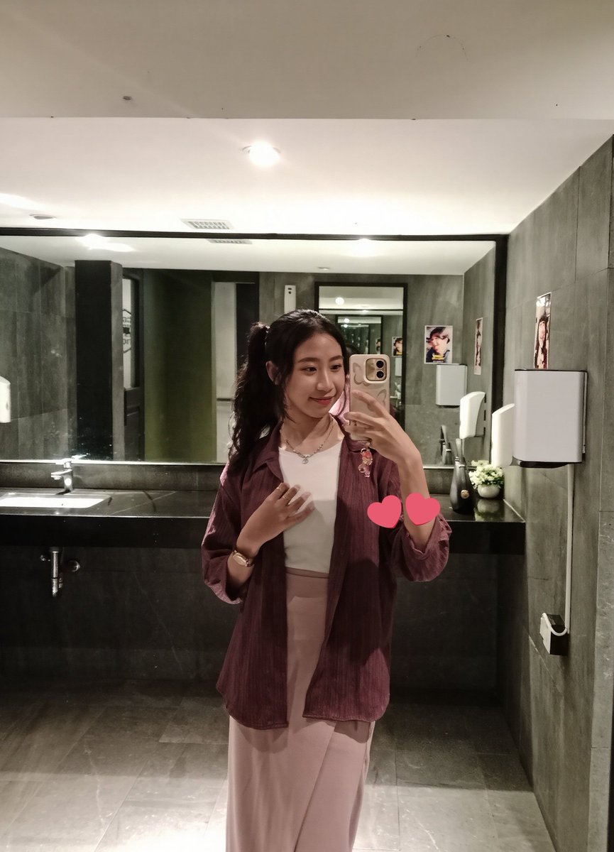 meowing😸 tweet media