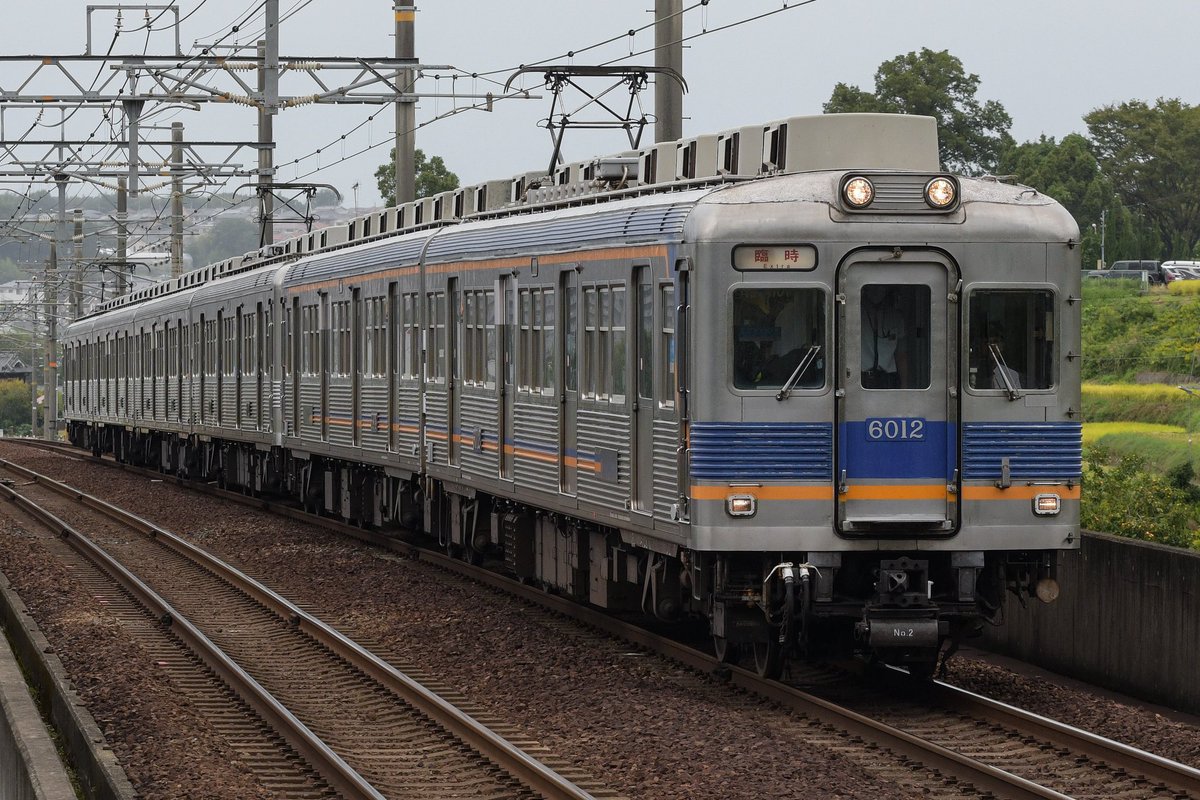 salonNANKAI_t's tweet photo. 6903fが還暦という事で…

6000系で唯一M台側C台側ともにひじきワイパーという特徴を持ちますl

2連では初の還暦超えになりますが、検査期限も近そうなこの編成。

まだまだ走ってくれることを願っております。 https://t.co/O2mDmioYJd