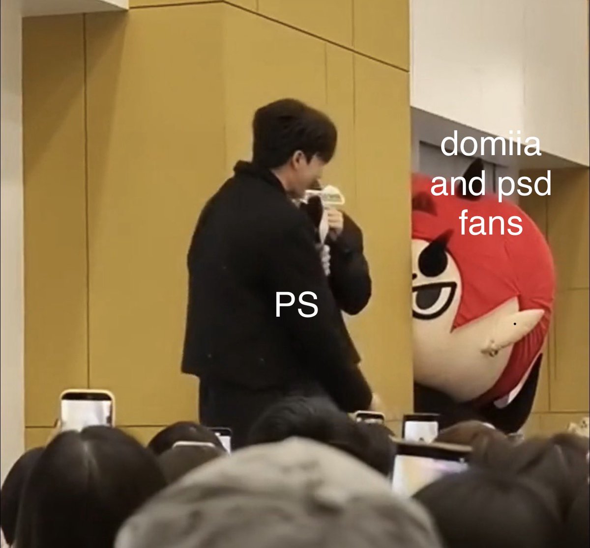 the fandom at this point 😭😭

LYT SCHOOL STARTS

#LoveYouTeacherSeriesLIVE