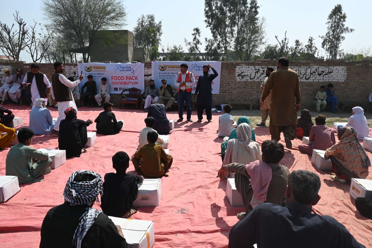 🌙 This Ramadan, UKIM has delivered food packs to families in Muzaffargarh, Pakistan

With millions living in poverty, many are struggling to afford basic meals.

Your donation can help provide essential food this holy month.

🤲 Give today: ukim.org/ramadan/
